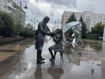 На Валиханова в центре Омска установили новую бронзовую скульптуру