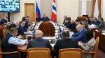 Виталий Хоценко провел оперативное совещание с руководителями региональных ведомств и муниципалитетов