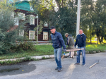 В Омске проходит осенний общегородской субботник